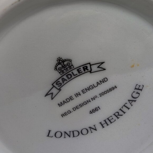 J. Sadler Porcelain Two Cup Teapot, Horseguards of the London Series Collection - Picture 7 of 11